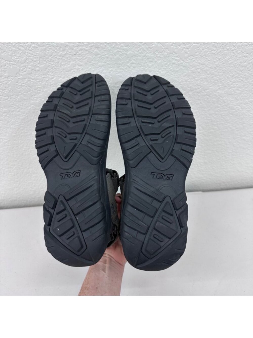 Teva 1002433 Hudson Adjustable Outdoor Hiking Water Sandals Shoes Mens size 10 - Picture 8 of 8